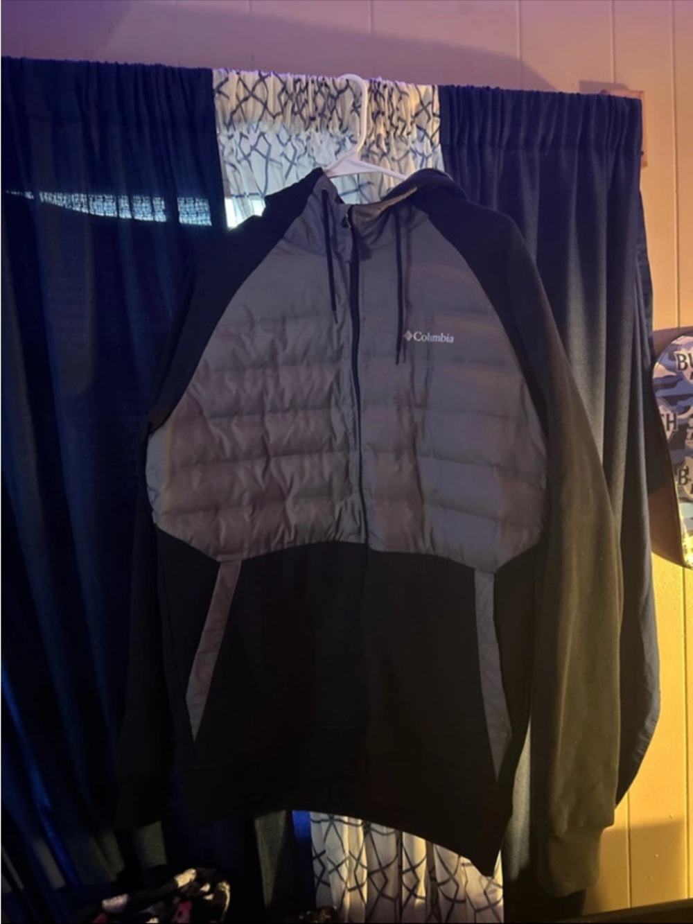 Columbia Hooded Jacket in Black and Gray